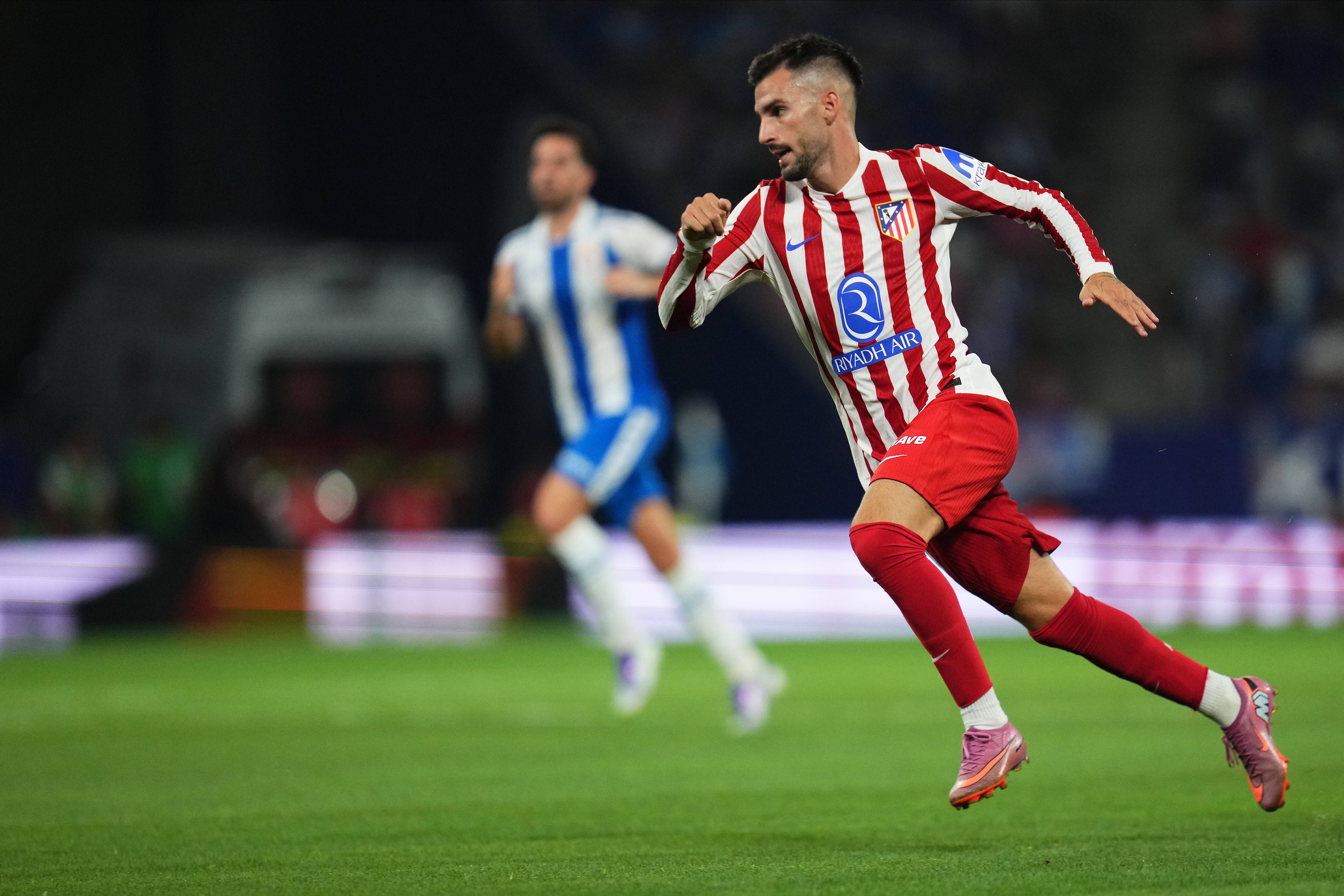 开云体育中国-官方：巴埃纳遭遇轻度肌肉损伤，将接受理疗课程并开展康复训练