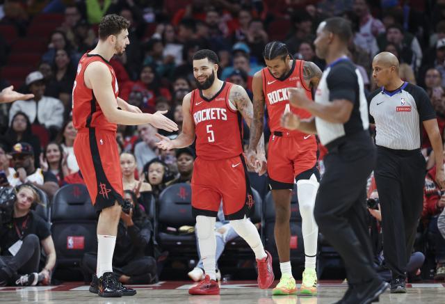 开云体育入口-火箭凯歌高奏冲击西区第一 交易市场他们等待大鱼